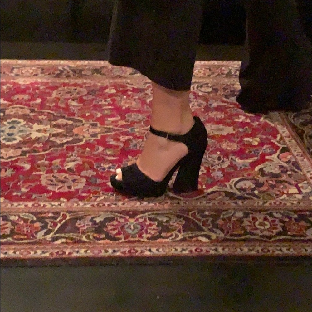 Alice and Olivia Black Seric Heels - Picture 7 of 9